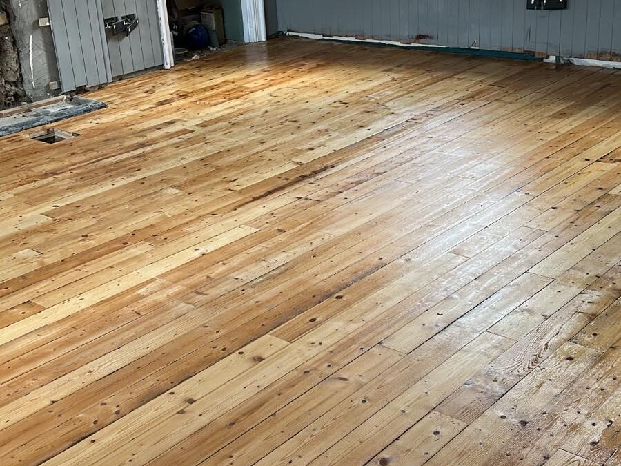 Sanding Floors Ireland: How Artisan Flooring Can Transform Your Home