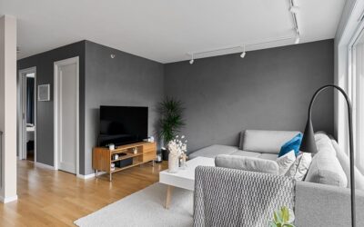 7 Types of Wooden Floors You Can Sand and Varnish in Ireland (And 3 You Can’t)
